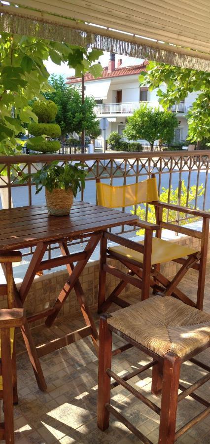 Xenia Palace Luxury Apartments Vrasná Esterno foto