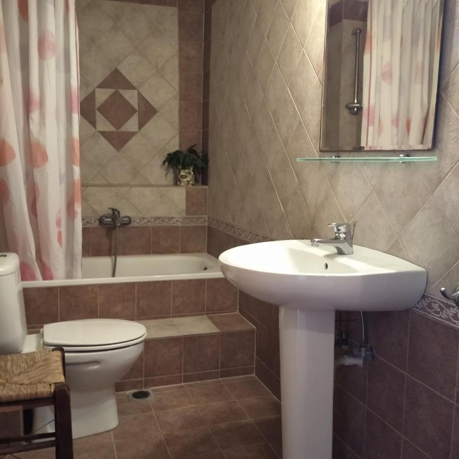 Xenia Palace Luxury Apartments Vrasná Esterno foto