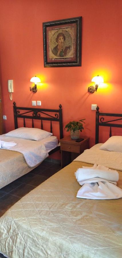 Xenia Palace Luxury Apartments Vrasná Esterno foto
