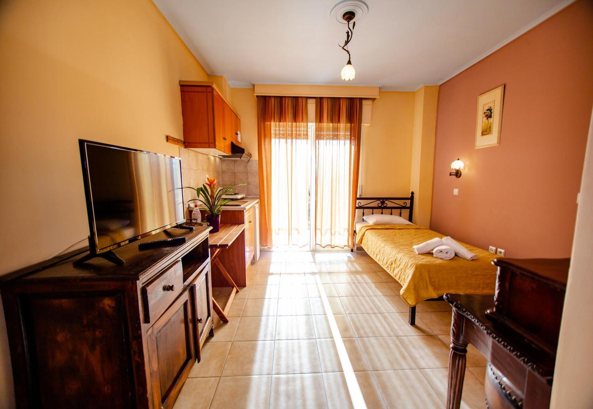 Xenia Palace Luxury Apartments Vrasná Esterno foto
