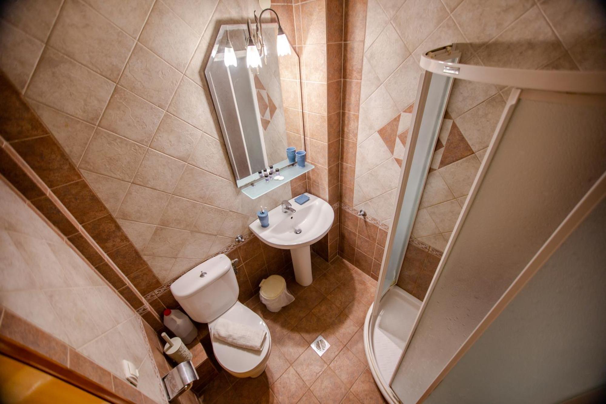 Xenia Palace Luxury Apartments Vrasná Esterno foto