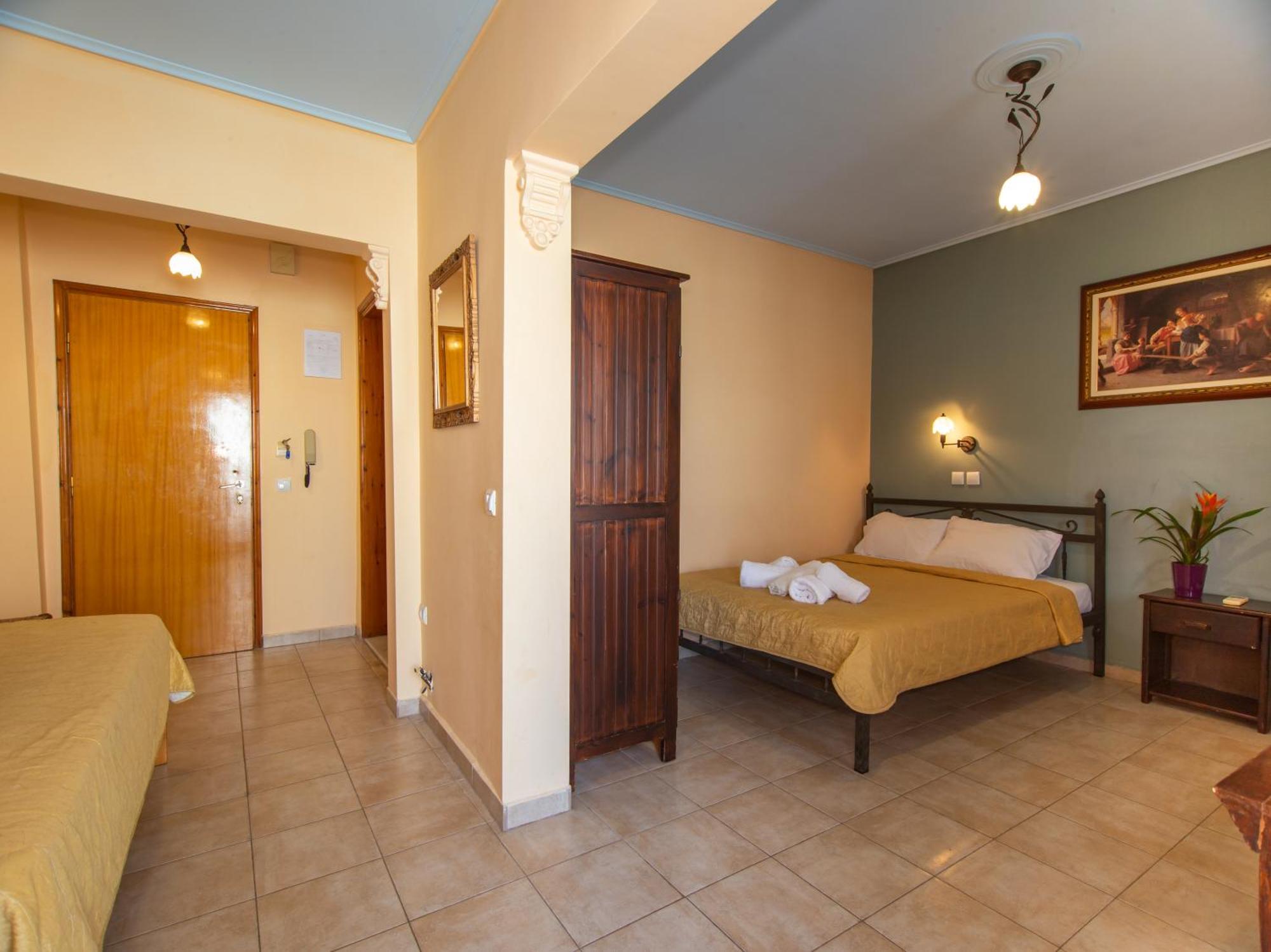 Xenia Palace Luxury Apartments Vrasná Esterno foto
